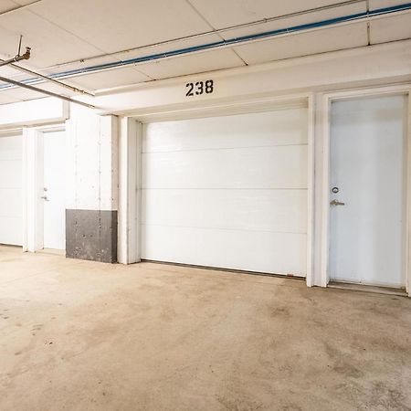 Globalstay Exclusive 4 Bedroom Townhouse In Downtown Toronto With Parking Екстер'єр фото